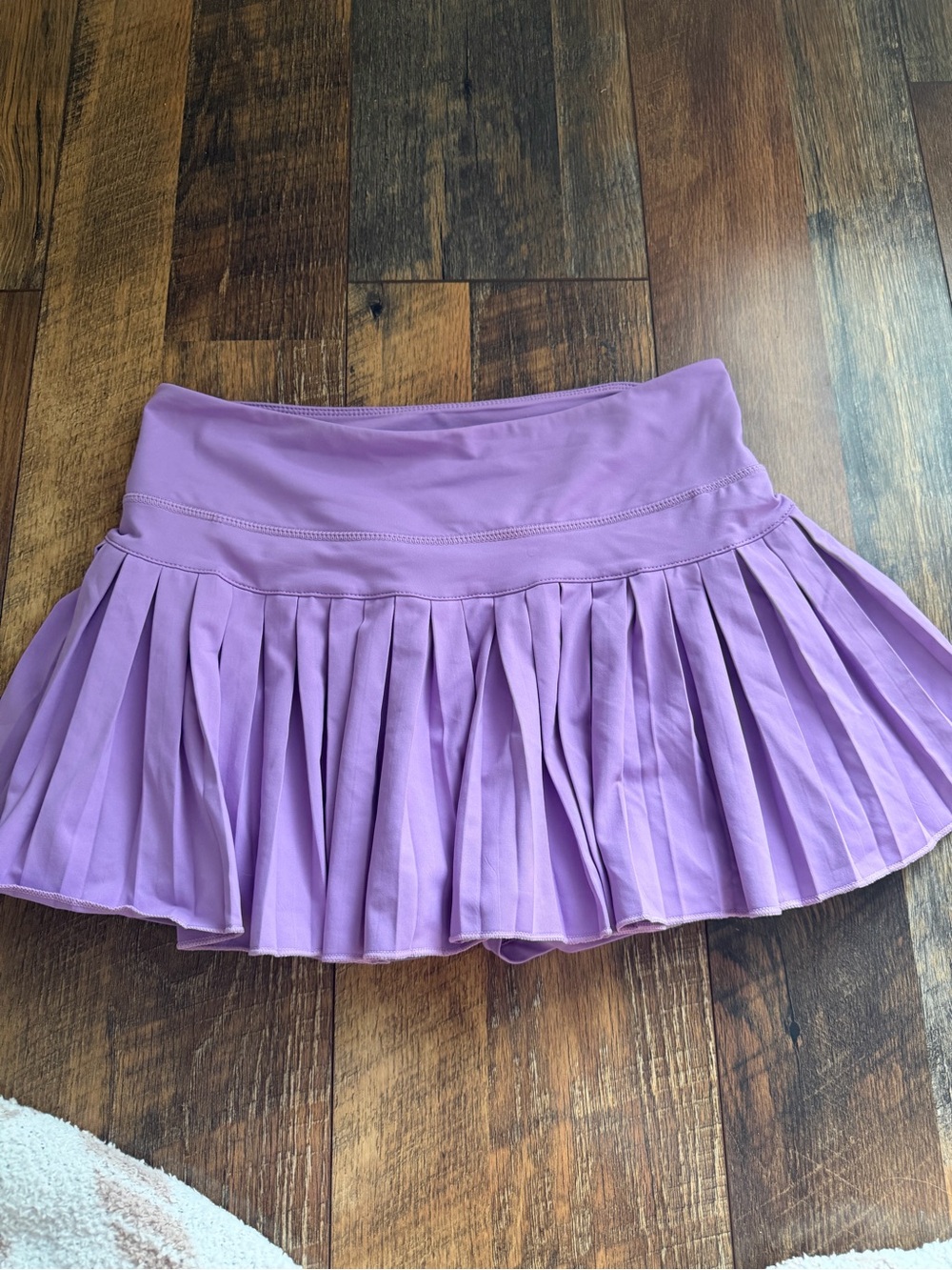 Lilac Pleated Women’s Gold Hinge Tennis Skirt
